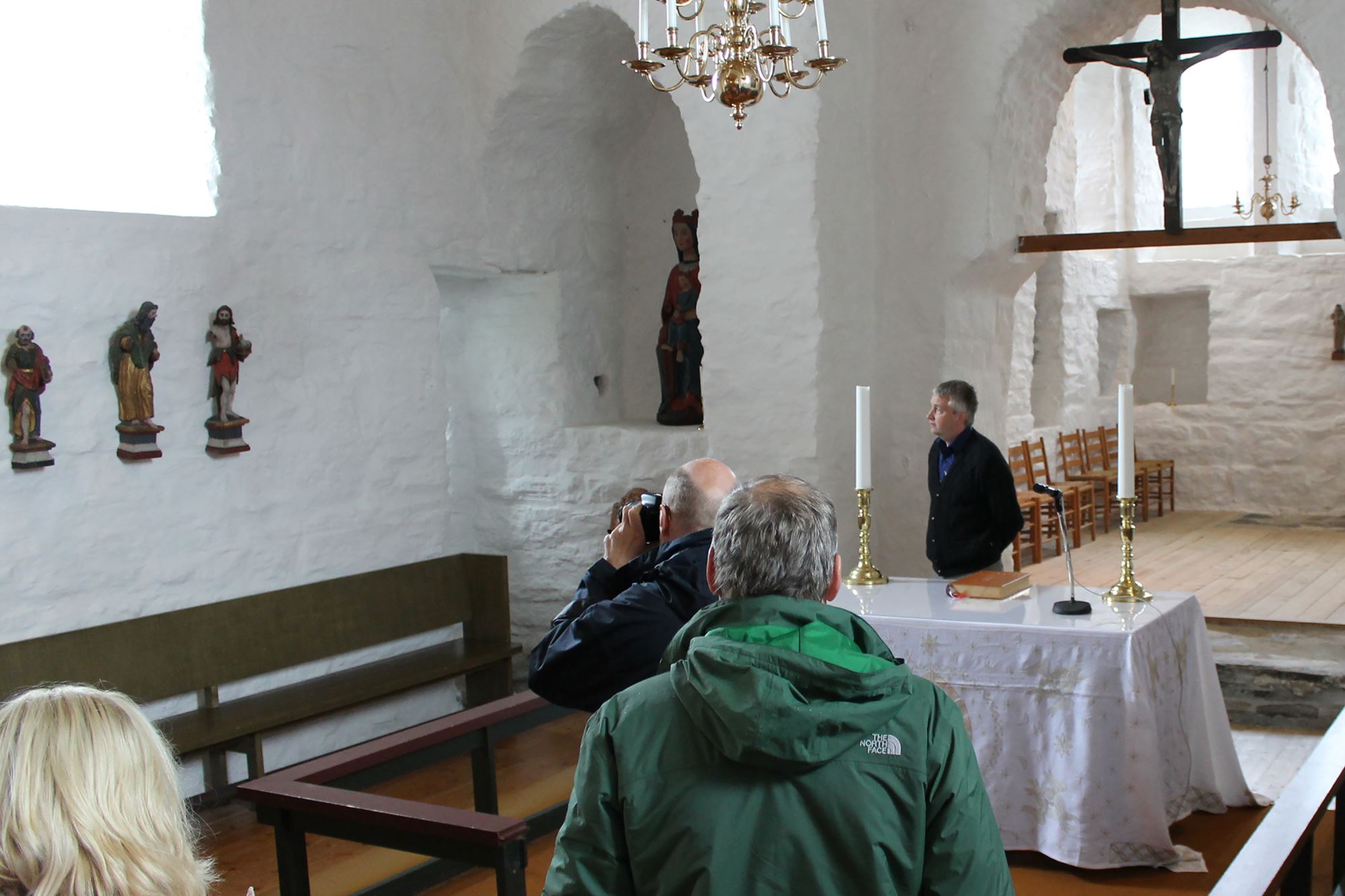 Dønnes Kirke